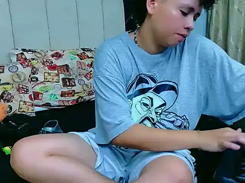 NikiEvanz online show from April 14, 5:24 am