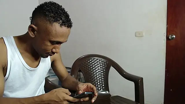 MichellDeLaTorre69 online show from April 8, 8:09 pm