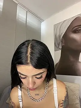 afrodita pinkk online show from March 30, 2:18 pm