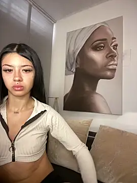 afrodita pinkk online show from April 11, 4:00 pm