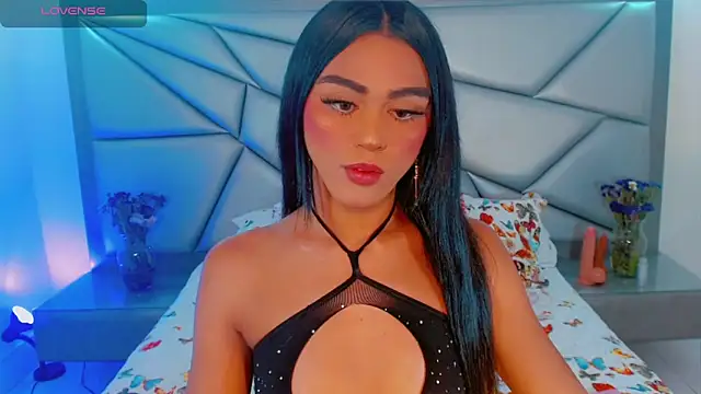Snapshot of tiifannysexyhot chatting on April 19, 12:48 pm tiifannysexyhot online show from April 19, 12:48 pm