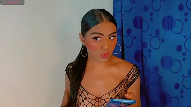 Snapshot of tiifannysexyhot chatting on July 20, 5:11 am tiifannysexyhot online show from July 20, 5:11 am
