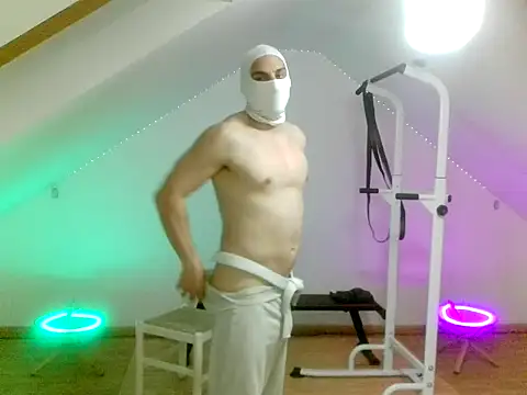 NinjaLaser online show from April 8, 7:25 pm