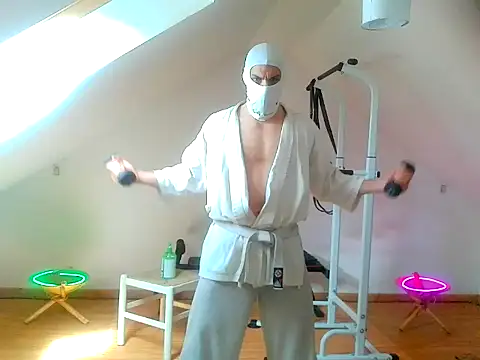 NinjaLaser online show from April 10, 11:26 am