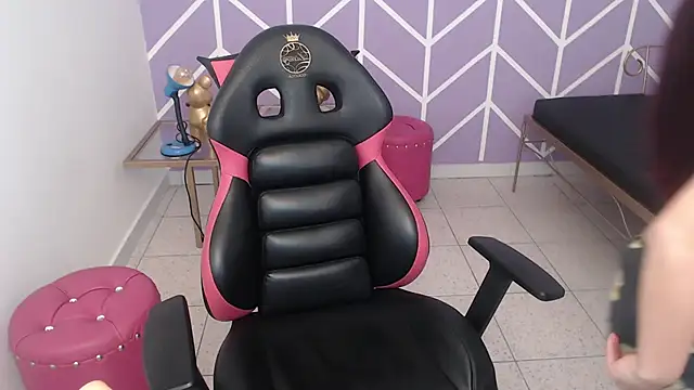 Sofia xoxoo online show from April 14, 1:06 pm