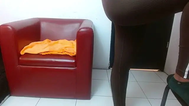 Cafeziitha1126 online show from March 19, 11:58 am