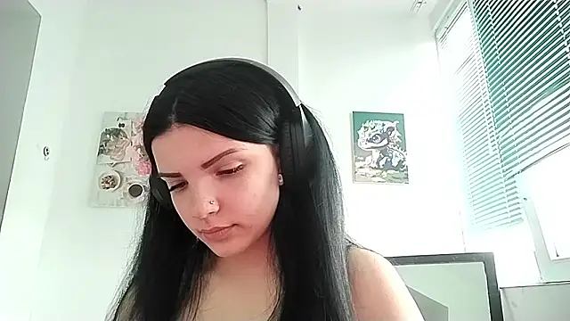 Kateqte online show from March 29, 9:31 am