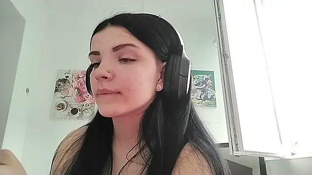 Kateqte online show from March 30, 12:17 pm