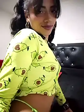 KattyBerryX online show from April 16, 12:11 am