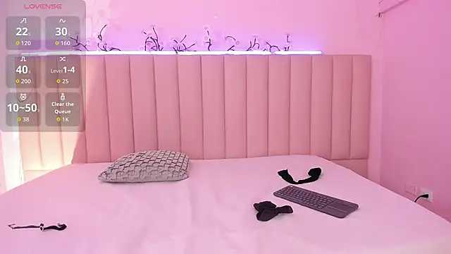 SecretLoversVIP online show from June 4, 12:44 pm