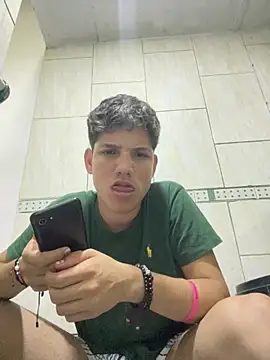 Theus26  online show from April 8, 8:53 pm