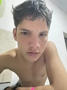 Theus26  online show from April 15, 5:09 pm