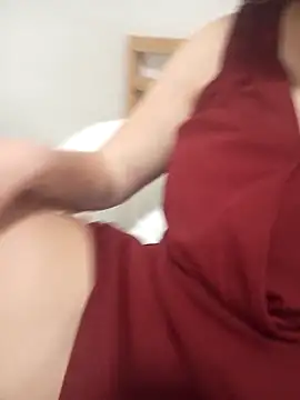 kitsuneniki online show from April 2, 9:01 pm