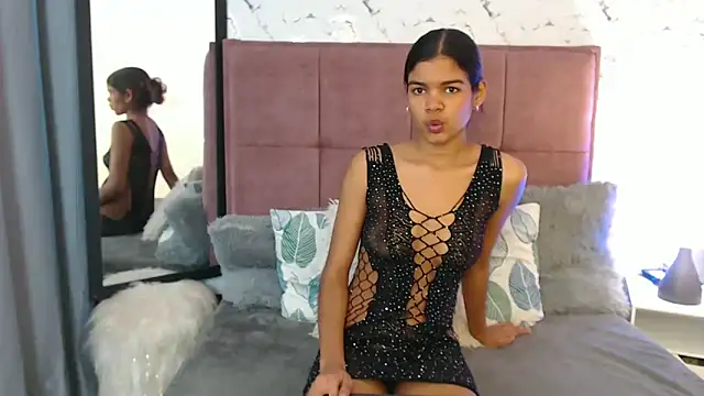 Daniela Lunax online show from May 11, 4:04 pm
