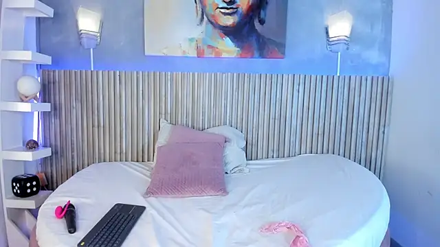 Kira Voss online show from April 18, 9:26 pm