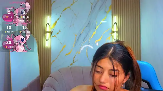 Lia queen tx online show from April 15, 4:08 am