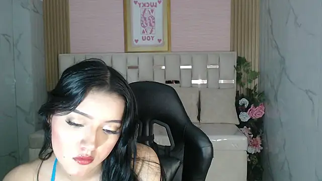 veronicaa s online show from March 29, 9:04 pm