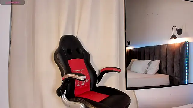 selena  smith1 online show from March 15, 6:19 am