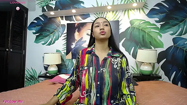 Snapshot of shakti_moumita chatting on April 25, 1:14 pm shakti moumita online show from April 25, 1:14 pm
