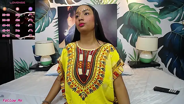 Snapshot of shakti_moumita chatting on May 30, 7:11 pm shakti moumita online show from May 30, 7:11 pm