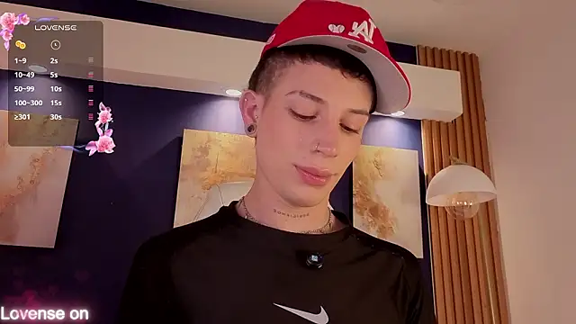 Luca Prince  online show from March 25, 3:01 am