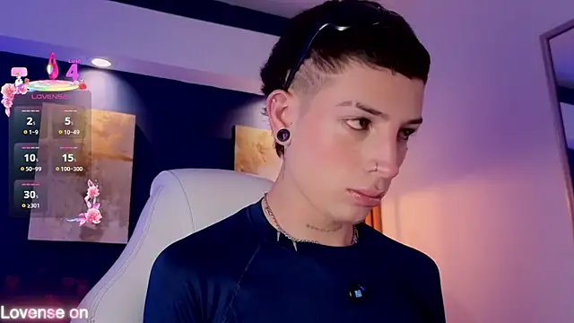 Luca Prince  online show from March 31, 3:19 am