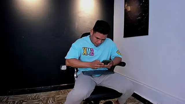 Floyd212 Vibes online show from March 24, 11:21 pm