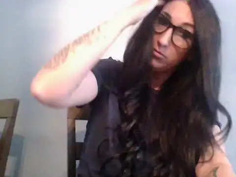 TheVictoriaWolf online show from April 4, 12:13 pm