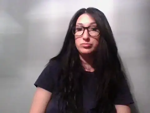 TheVictoriaWolf online show from April 15, 7:04 am