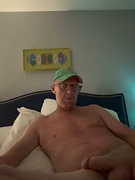 Snapshot of Kristopherbbb chatting on June 15, 9:00 am Kristopherbbb online show from June 15, 9:00 am