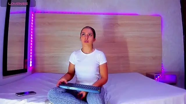 ambarvioletcm online show from March 23, 3:16 pm