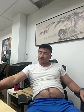 Snapshot of Cunzhangshibage02 chatting on July 13, 3:15 pm Cunzhangshibage02 online show from July 13, 3:15 pm