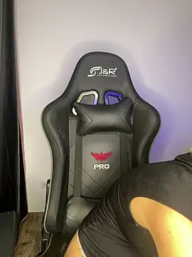 S JM16 online show from April 9, 9:58 am