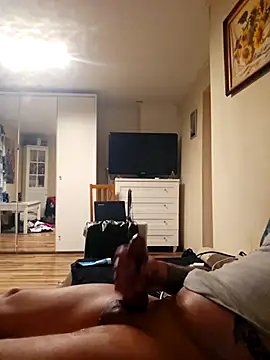 Czarnykonik7111 online show from April 21, 1:53 am