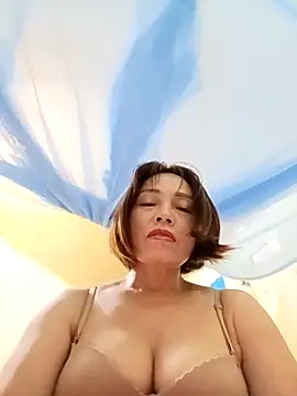 Lyly22x online show from March 31, 10:15 am