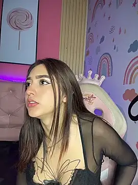 Dakota  LS online show from April 8, 1:11 pm