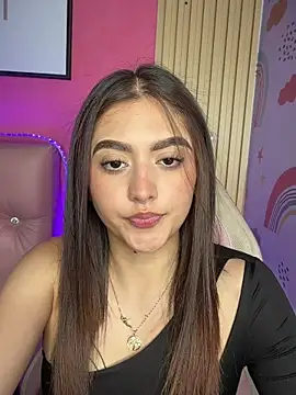 Dakota  LS online show from April 11, 7:07 pm