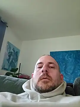 dufatcock online show from April 1, 11:00 am