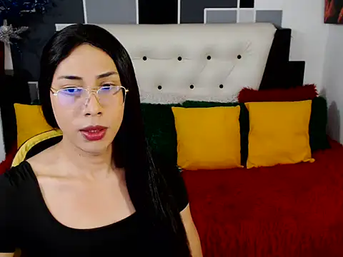 alise capell online show from April 15, 1:18 pm