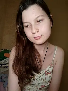 Ninyao  online show from April 10, 1:05 pm