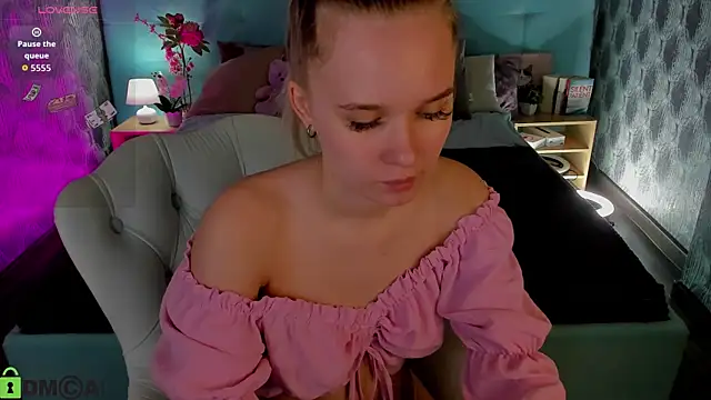 Alice Pleasance online show from March 31, 8:26 am