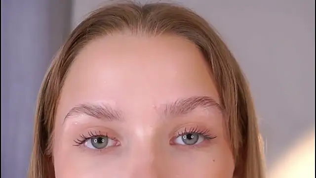 HellenSlavis online show from April 3, 9:40 am