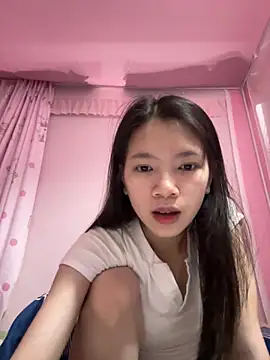 Snapshot of Drieevisexxx chatting on April 21, 1:28 pm Drieevisexxx online show from April 21, 1:28 pm