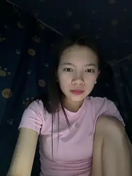 Snapshot of Drieevisexxx chatting on April 23, 2:08 pm Drieevisexxx online show from April 23, 2:08 pm