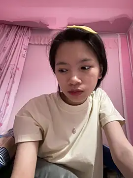 Snapshot of Drieevisexxx chatting on April 28, 2:00 pm Drieevisexxx online show from April 28, 2:00 pm