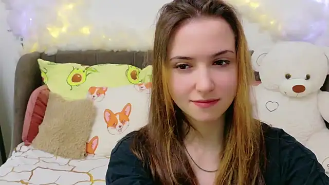 LeenMoonie online show from April 4, 9:34 pm