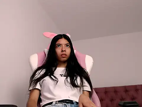 Sweet Scarlett  online show from April 5, 2:03 pm