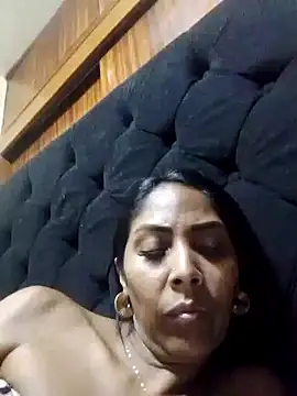 cosita rica 1 online show from April 22, 4:59 am