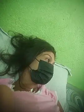 Snapshot of nidhiyadav00 chatting on May 26, 8:43 am nidhiyadav00 online show from May 26, 8:43 am