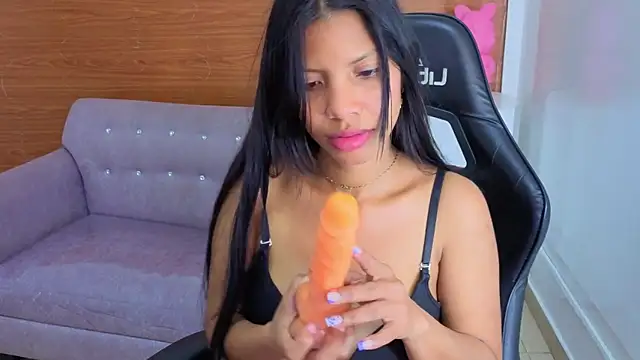 emily smith t online show from May 22, 1:02 am